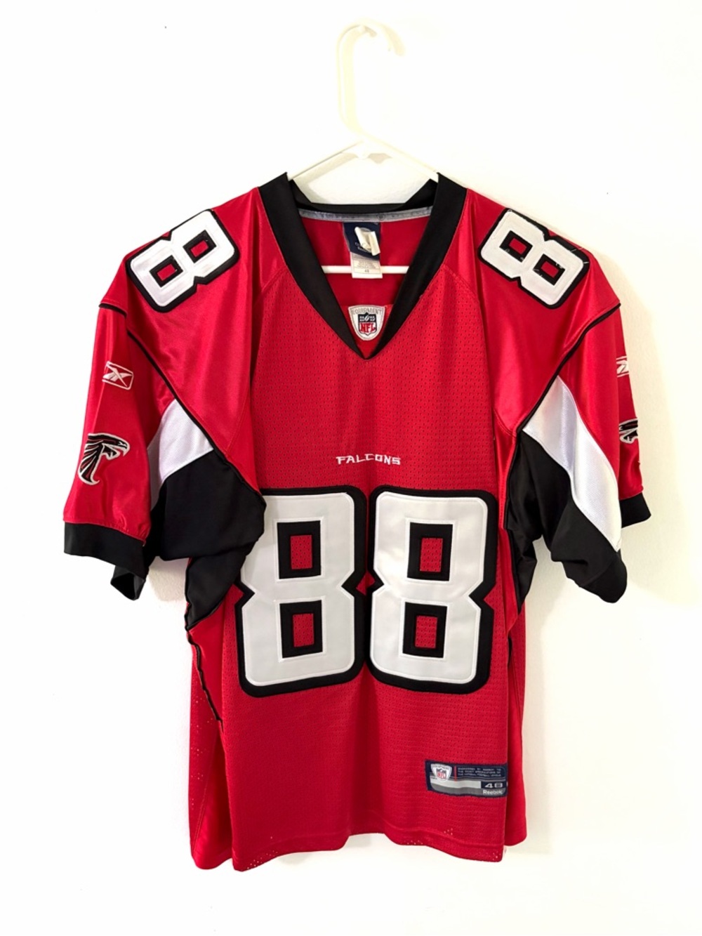 Vintage Reebok NFL Atlanta Falcons Tony Gonzalez Football Jersey, Size: XL (48)